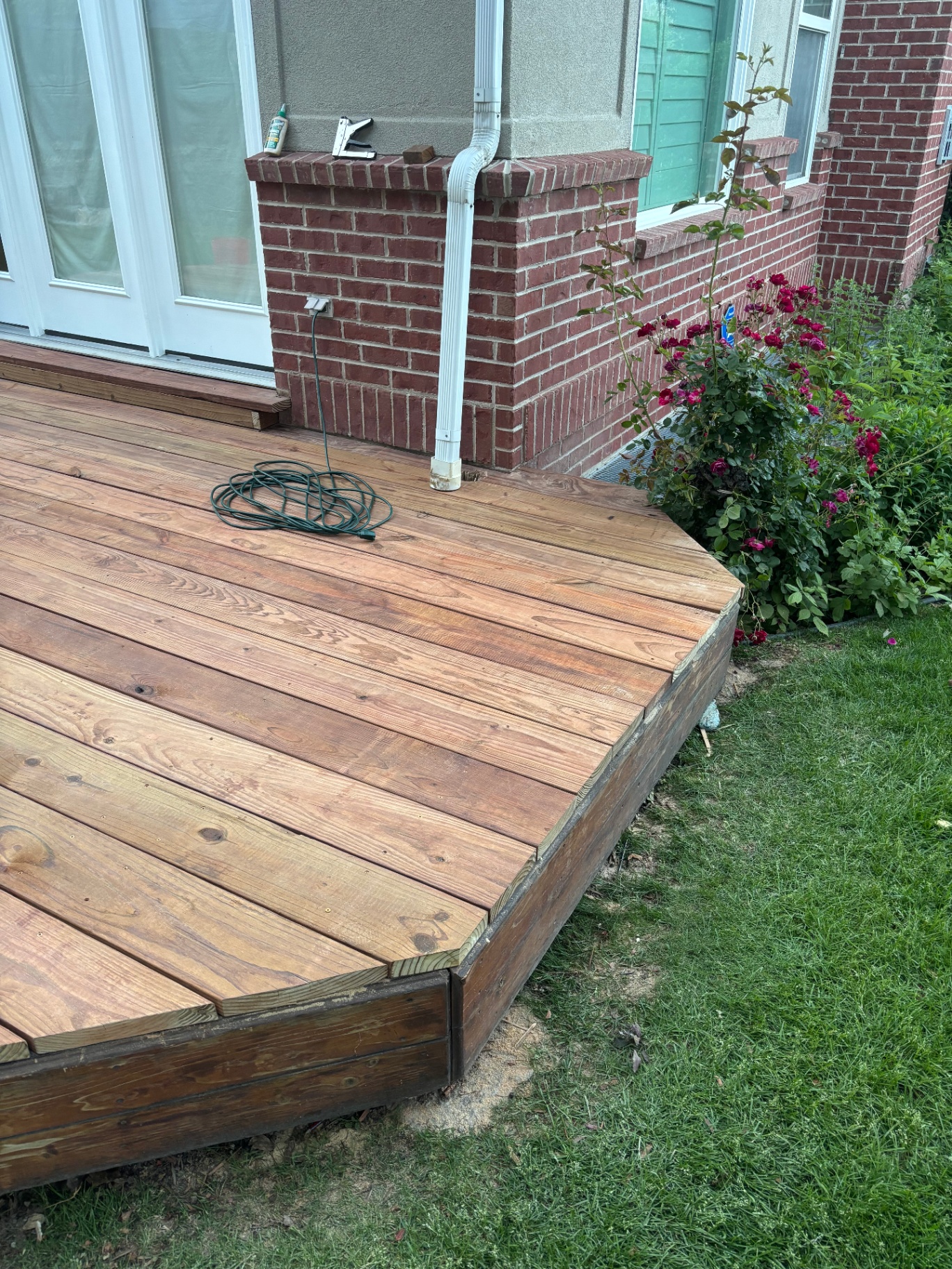 Heath Residence — Custom Deck & Pergola — thumbnail 4